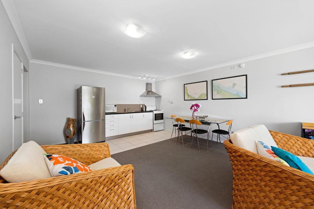 The Sandcastle - Papamoa Holiday Apartment Luaran gambar