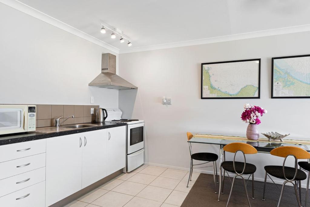 The Sandcastle - Papamoa Holiday Apartment Luaran gambar