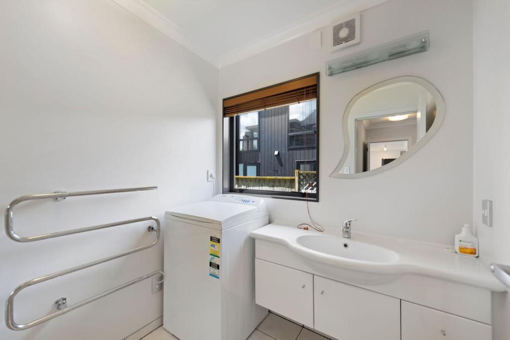 The Sandcastle - Papamoa Holiday Apartment Luaran gambar